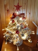 Choinka świąteczna sztuczna ośnieżona bombki ozdoby lampki LED 45cm