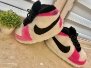 Kapcie różowe Nike Jordan