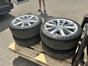 Skoda Octavia III oryginalne  4 Szt felgi 18’ z oponami uniroyal rainsport