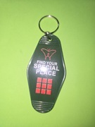 Plastikowa zawieszka hotelowa silent hill lake view hotel 