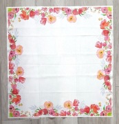 Serwetka w czerwone kwiatki na białym tle 80x80cm