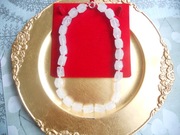 Naszyjnik z kryształu górskiego.