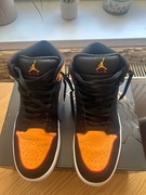 Buty Air Jordan 1 mid se. Rozmiar eur 44,5