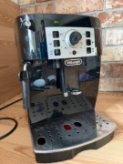 Ekspres ciśnieniowy DeLonghi Magnifica S