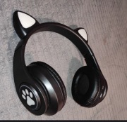 Bezprzewodowe słuchawki nauszne z podświetleniem 