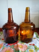 Butelki kolekcjonerskie HD 2000,  przedwojenne, 2 litrowe 