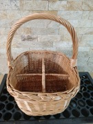 Kosz butelkowy z wikliny 