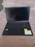 Notebook laptop ASUS VivoBook / 16GB / 512GB / 15.6"