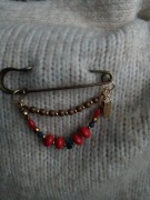 Zapinka broszka koral