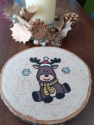 Plaster drewna na Wigilijny stół. Renifer dekoracja