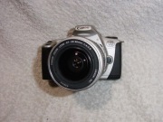 Canon EOS 300 + CANON EF ZOOM 28-90 mm AF