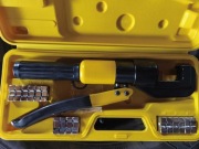 ZACISKARKA DO TULEJEK PRASKA DO KABLI SZEŚCIOKĄTNA HYDRAULICZNA YQK-70