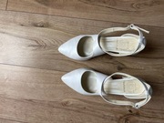 BUTY ŚLUBNE SKÓRZANE SNIEŻNA BIEL STAN IDEALNY ROZM 39 (wkładka 24,5cm)