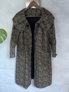 Elegancki wiosenny długi damski płaszcz S panterka