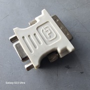 Adapter Gigabyte DVI-A do VGA 15Pin jak nowy sprawny. D-SUB Skręcany biały 