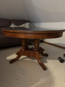 Stary stolik kawowy bocian 