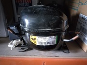 Sprężarka do zamrażarki lodówki EMBRACO ASPERA EMT2121GK czynnik R404A