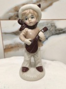 Figurka porcelana chłopczyk z mandoliną