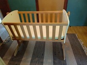 Kołyska dla dziecka 