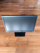 Monitor LG do komputera, w pełni sprawny, kompletny