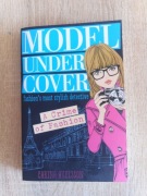 Model under cover A crime of Fashion - Carina Axelsson (51)