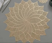 Złota mata, podkładka 