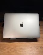 MacBook Pro 13” 2020 16 GB RAM 512 GB SSD 4x Thunderbolt Touch Bar