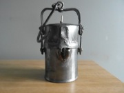 Stara lampa karbidowa