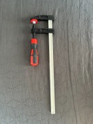Zacisk stolarski typu F 300X50mm