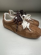 Sneakersy HiT 2025 jak MIU MIU