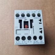 Stycznik SIEMENS 3RT1015-1BB42 DC 24V 18A