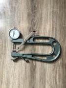 Przyrząd do pomiaru średnicy zew. 0-30mm