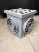 Studzienka podwórzowa tworzywa sztucznego PCV 25x25x25cm szara/czarna