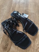 Czarne sandały wiązane Primark, rozmiar 39