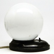 lampa nocna w stylu art deco