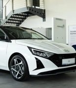 Hyundai i20 3 ćwiartka, próg, słupek 