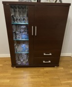 Szafka z podświetleniem LED