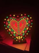 Lampka ozdobna, wzór Lachowski, kolorowe serce folkowe, motyw góralski