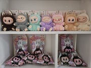 Labubu śpiewający świecący nowy  happy seat