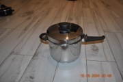 FISSLER Vitavit Royal garnek o poj. 6 l i śr. 22 cm 