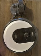 Robot sprzątający iRobot Roomba i7 srebrny/szary