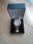 Jesienne porządki w starej komodzie.