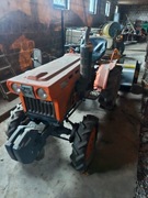 mini traktor kubota