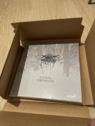Darkthrone - Astral Fortress,deluxe box LP,CD