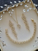 Komplet biżuterii ślubnej w złotym kolorze 