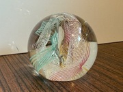 UNIKAT Caithness Śliczna szklana kula ozdoba przycisk do papieru CUDO