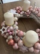 Stroik wianek adwentowy ze świecami