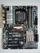 GIGABYTE GA-990FXA-UD3, s. AM3+, DDR3, USB 3.0, IEEE 1394, SATA III, eSATA