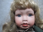 VINTAGE KOLEKCJONERSKA PORCELANOWA LALKA "MAJA" 7                          