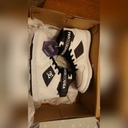 DC Pensford SE rozmiar 39 biale nowe